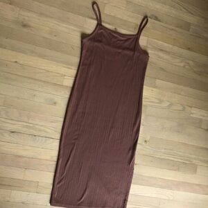 Elegant Mauve Sleeveless Dress
